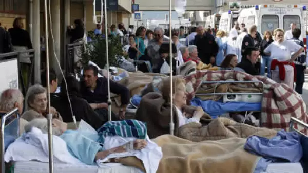 Al menos 150 personas perdieron la vida y que más de 1,500 resultaron heridas, reportaron las autoridades.