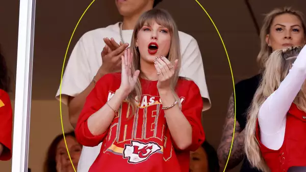 El dulce guiño de Taylor Swift a Travis Kelce con un brazalete de la amistad.jpg