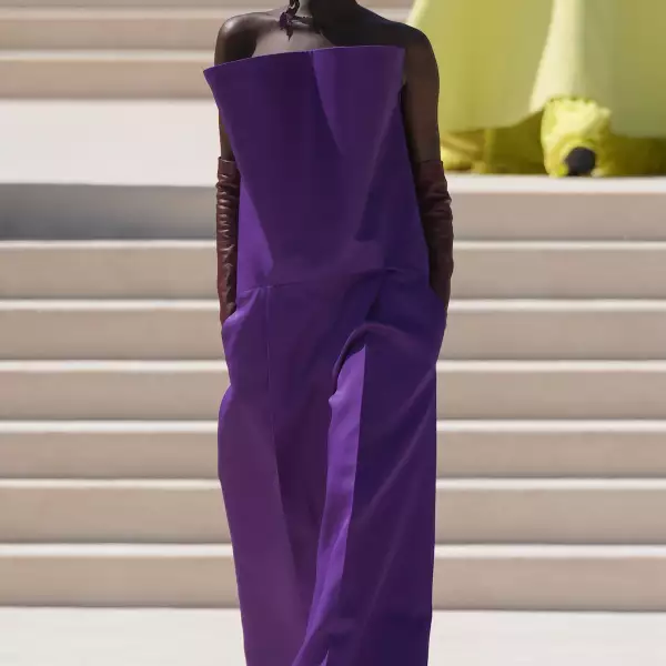 Balenciaga HC F26 017.jpg