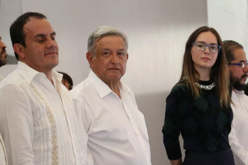 belinda-junto-AMLO-2018