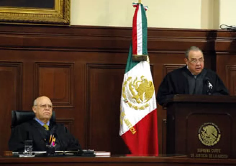 Los ministros de la Suprema Corte definirán si el IETU se modifica o continúa con su actual Ley. (Foto: Notimex)