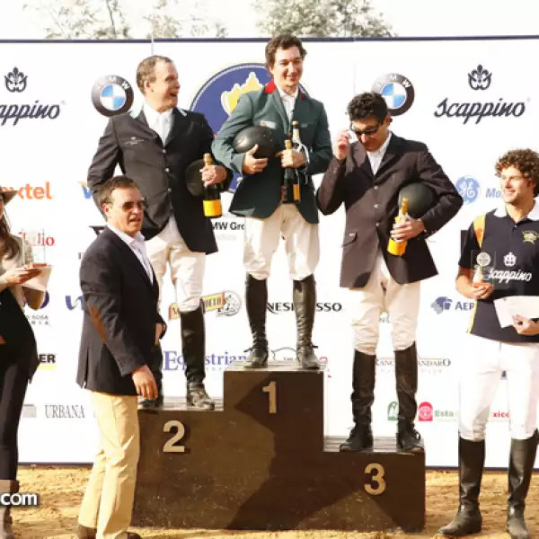 Federico Fernández,Daniel Michan,Jaime Azcárraga,Alvaro Escobar