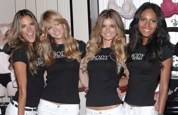 Alessandra Ambrosio, Lindsay Ellingson, Marissa Miller y Emanuela de Paula festejaron en Nueva York.