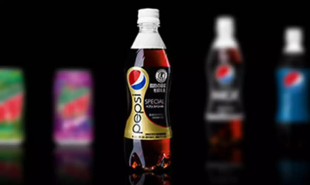 Otra marca ya ofrece una bebida de cola con fibra en el país asiático. (Foto tomada de pepsi.co.jp)