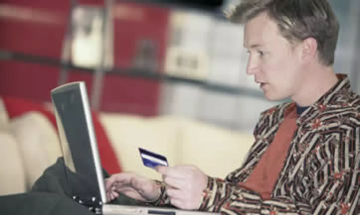 Evita introducir los datos de tu tarjeta a un sitio que no cuente con el perfil https (Foto: Thinkstock)