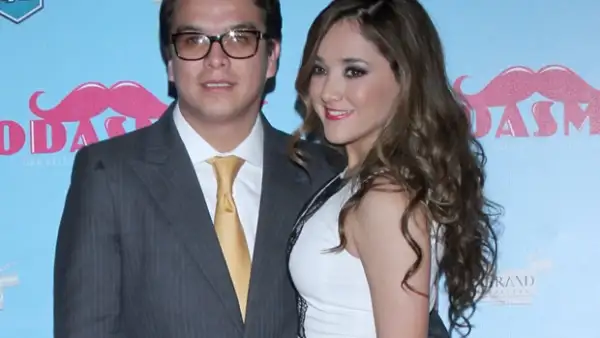 La actriz y Gerardo Islas decidieron cambiar la fecha de su enlace para septiembre debido a que el lugar donde se llevará a cabo la celebración aún no está listo.