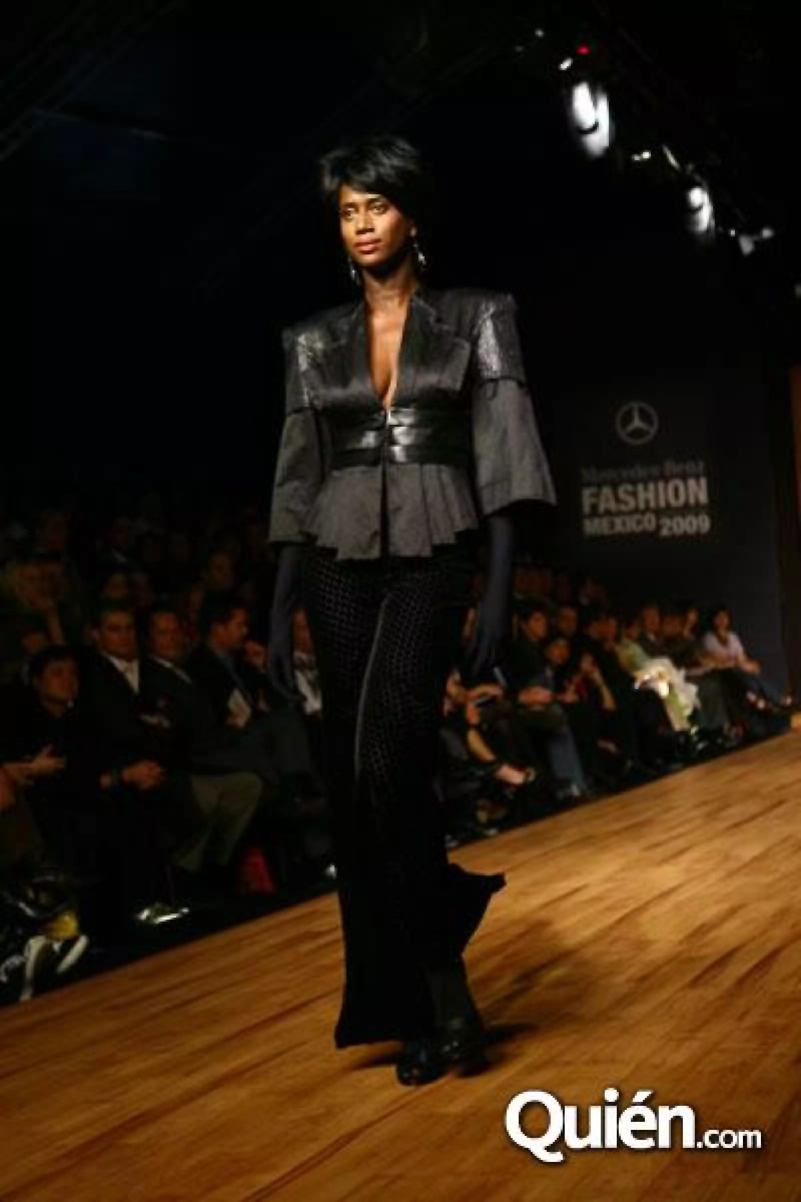 MF Pasarela Jesús Ibarra+Bertholdo