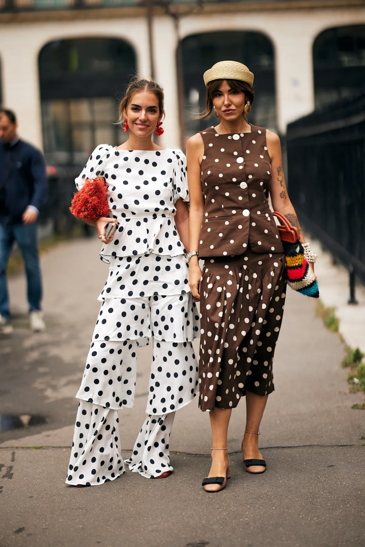 dots