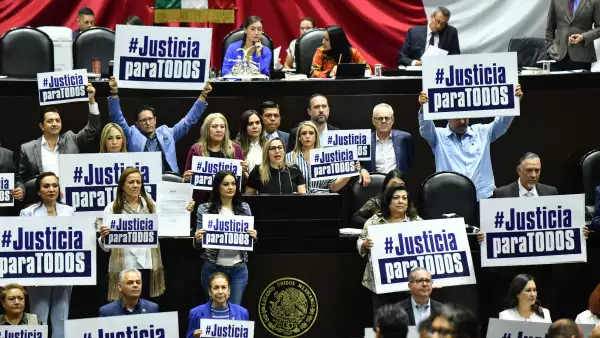 Diputados aprueban reforma a Ley de Amparo de AMLO