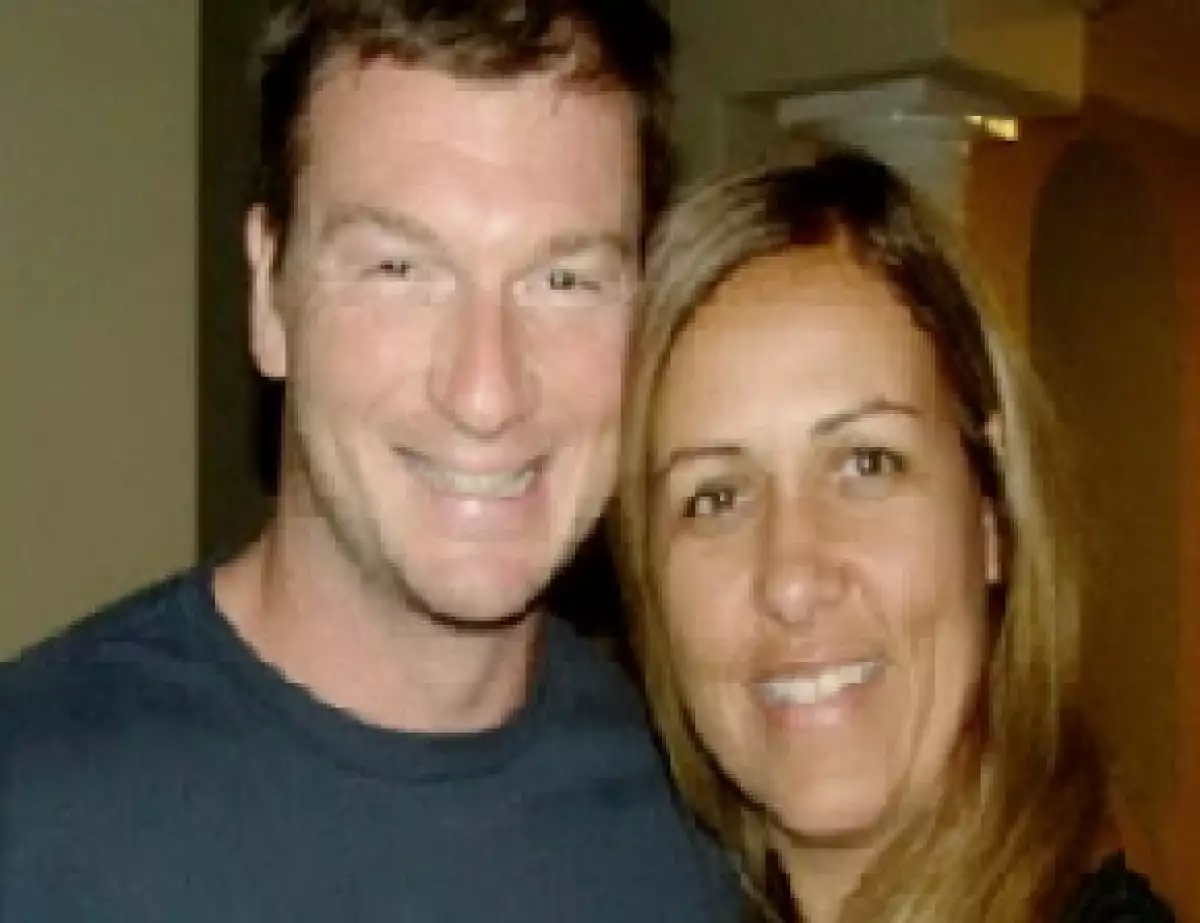 Familiares de Mónica Beresford Redman han solicitado la participación de las autoridades de Los Ángeles para investigar de la muerte del esposo del productor de la serie de televisión `Survivor´.
