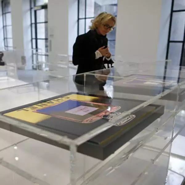 110 vitrinas conforman la exposición que retrata el entorno de  ‘Coco’.