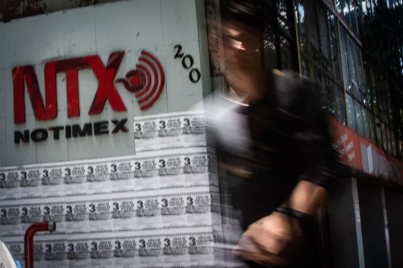 Campamento del Sindicato Único de Trabajadores (SUT) de la Agencia de Noticias del Estado Mexicano (NOTIMEX) al exterior de las instalaciones de la agencia la cual de acuerdo al Senado de la República y el Gobierno Federal desaparecerá y será liquidada conforme a la ley.