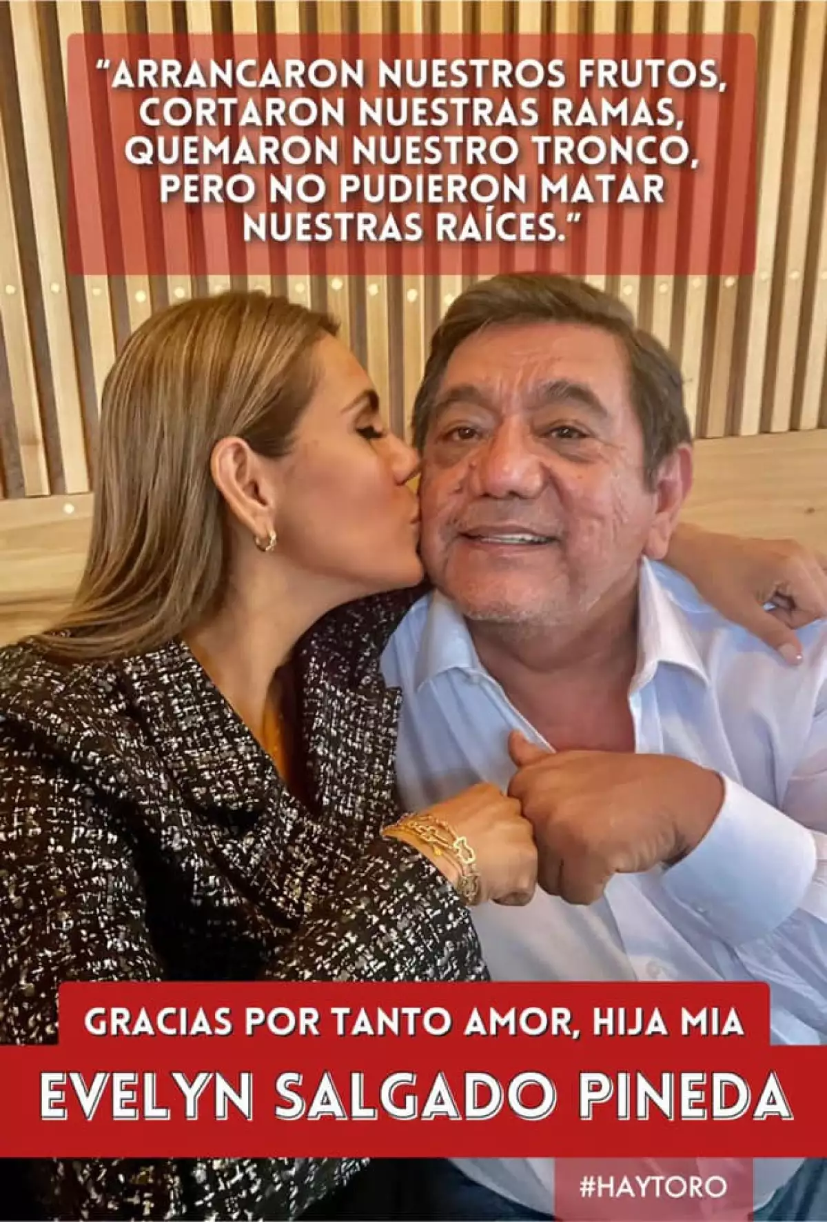 Evelyn Salgado junto a su padre 