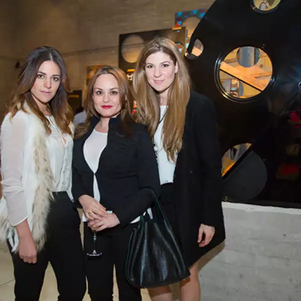 Paola Ochoa, Leslie Monteagudo y Keziah Franswort