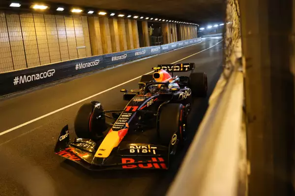 Sergio Pérez alcanzó tres prácticas