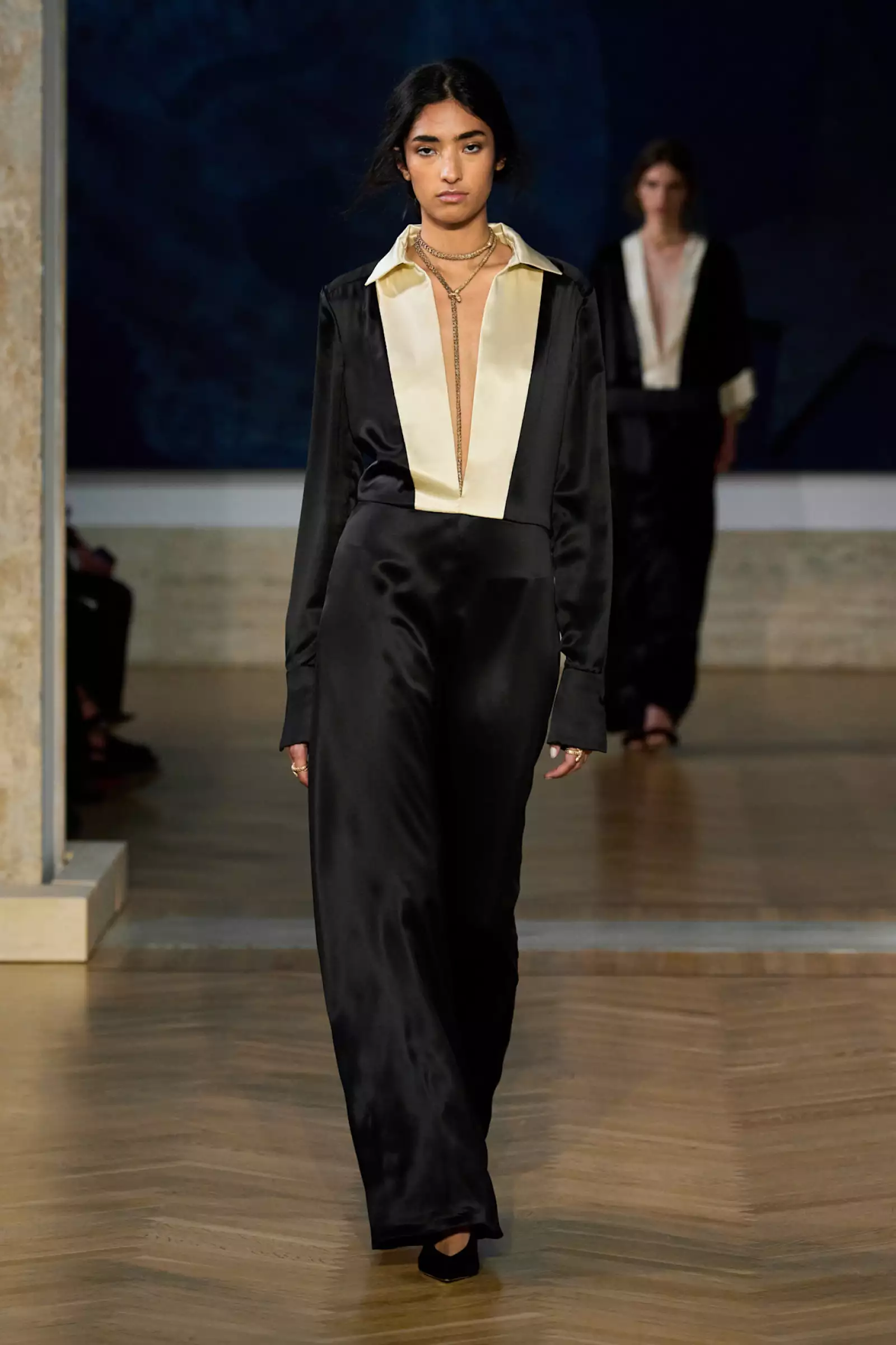Fendi HC F26 016.jpg