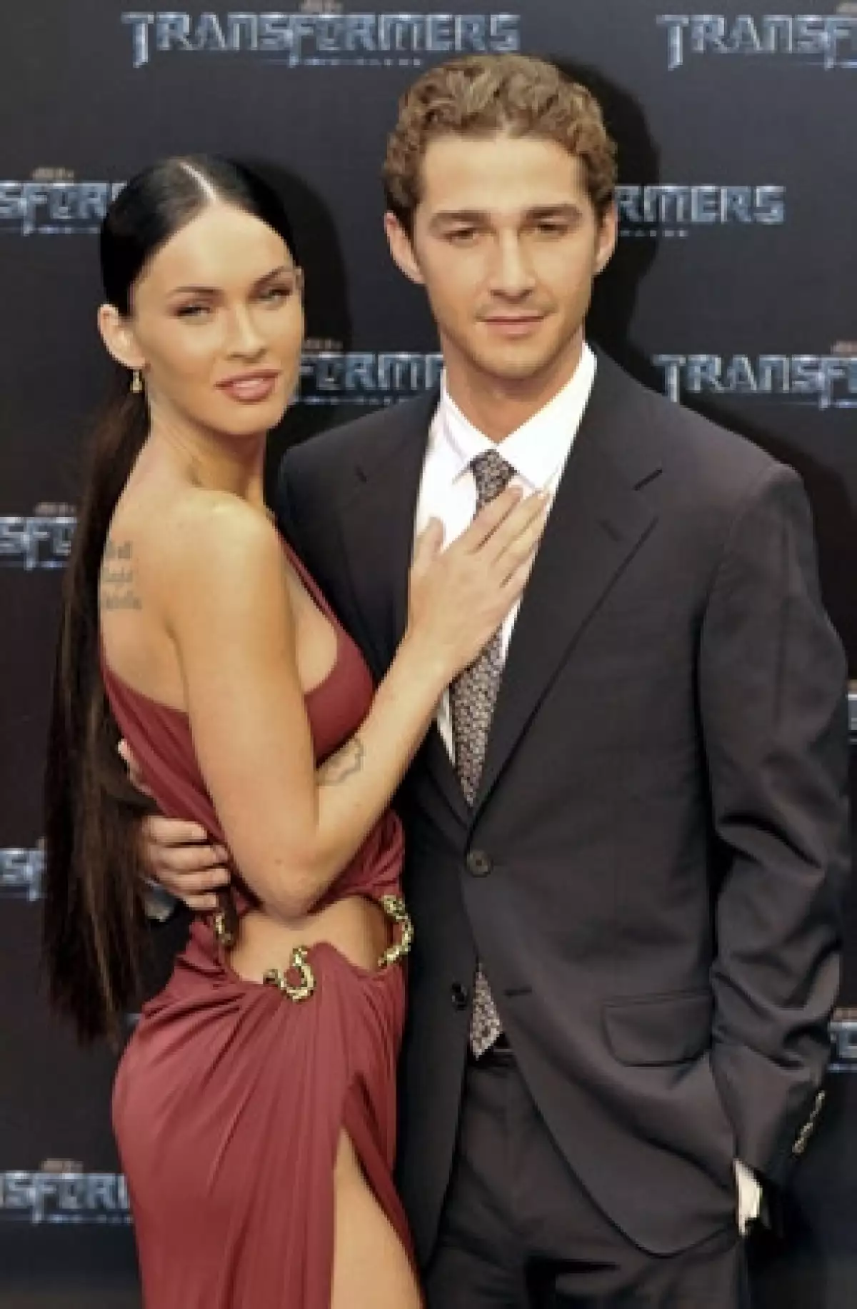 El actor de Transformers dejó entrever que sostuvo un fugaz romance con la ahora esposa de Brian Austin Green.