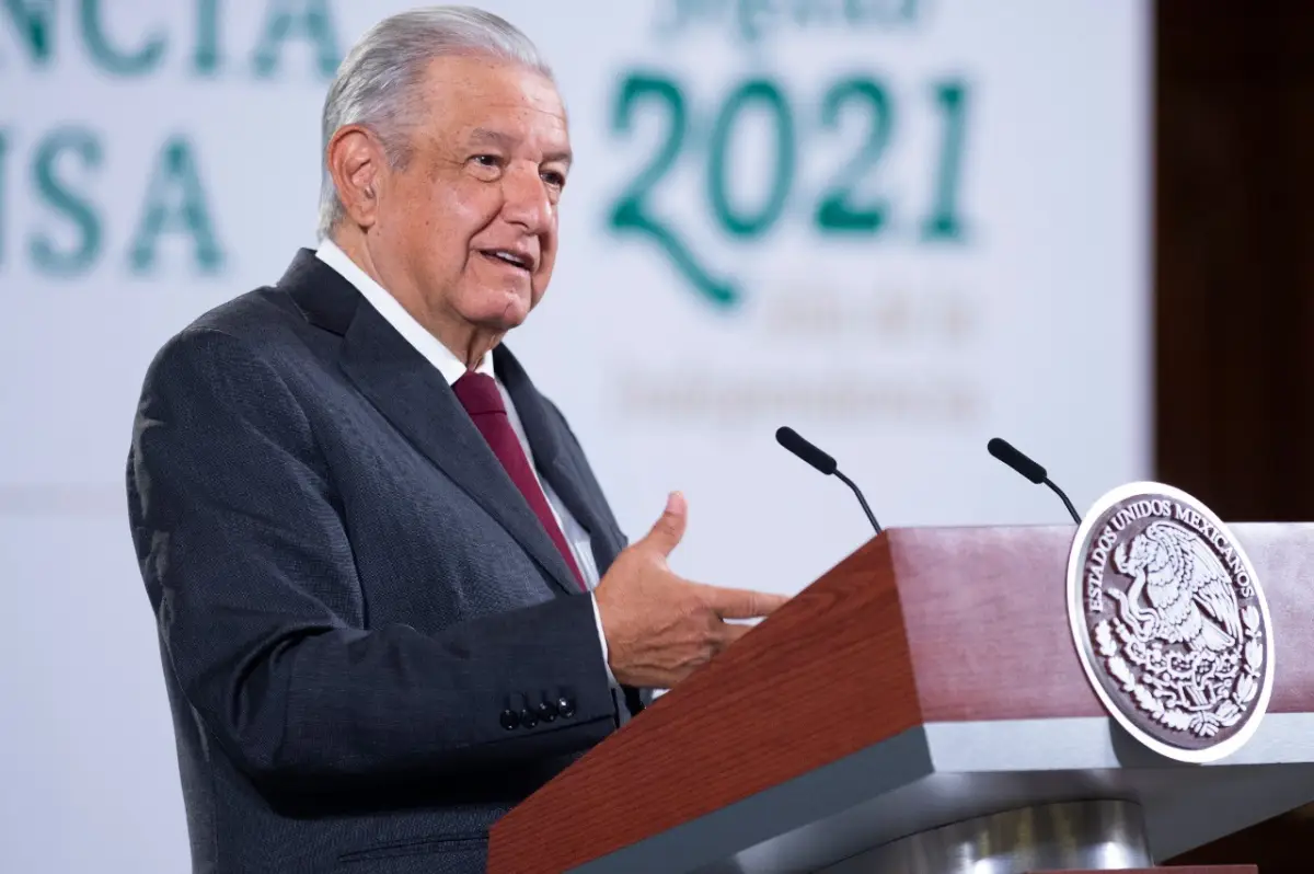 López Obrador contra la UNAM en conferencia