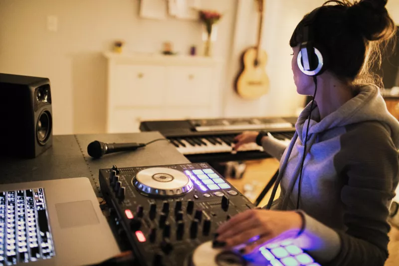 artistas-streaming-regalias 