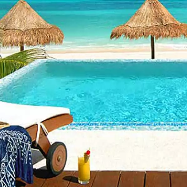 Fairmont Mayakoba está ubicado al sur de Cancún, en la costa del Caribe Mexicano conocida como Riviera Maya, a 40 minutos de la zona hotelera.