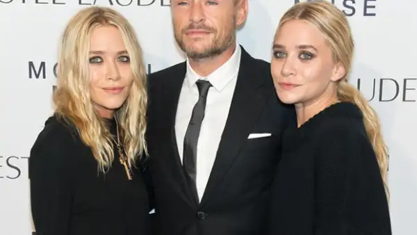 La top model festejó, junto a Linda Evangelista, Coco Rocha, Hilary Rhoda, Drew Barrymore y Hailee Steinfeld, el lanzamiento de la nueva fragancia de Estée Lauder en la Gran Manzana.