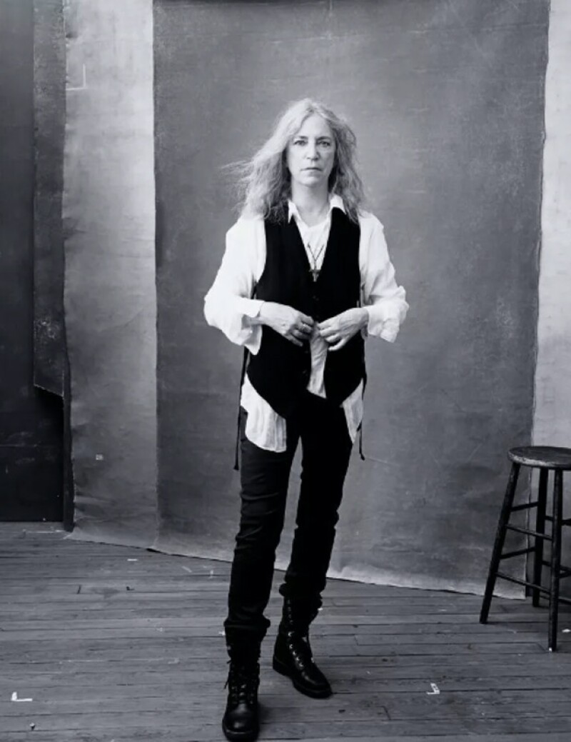 Patti Smith, Yoko Ono, y otras mujeres poderosas en la actualidad, aparecieron sin ningún retoque en las fotografías a blanco y negro.