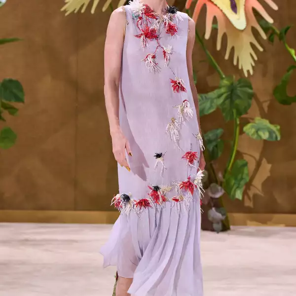 Chanel HC F26 010.jpg