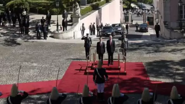Pe�a Nieto en Portugal