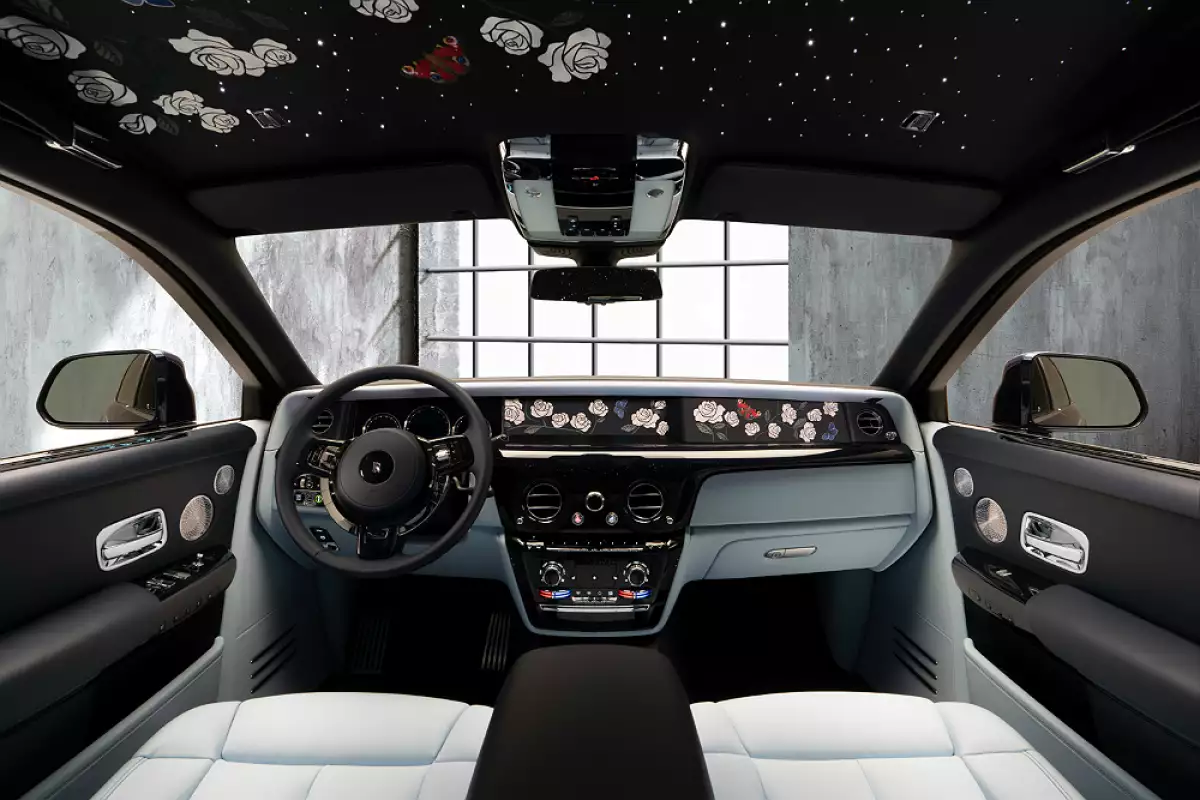 RollsRoyce interior.jpg