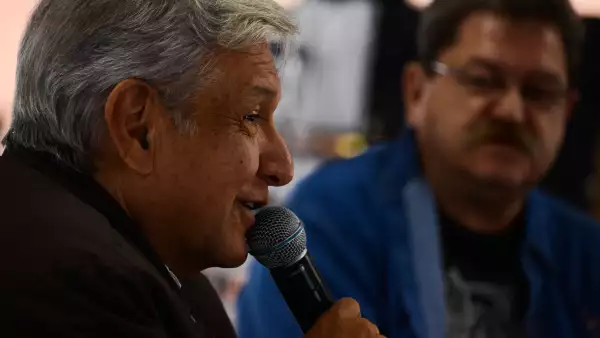 AMLO y Taibo II