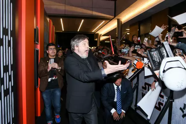 Mark Hamill interpreta a Luke Skywalker desde 1977.