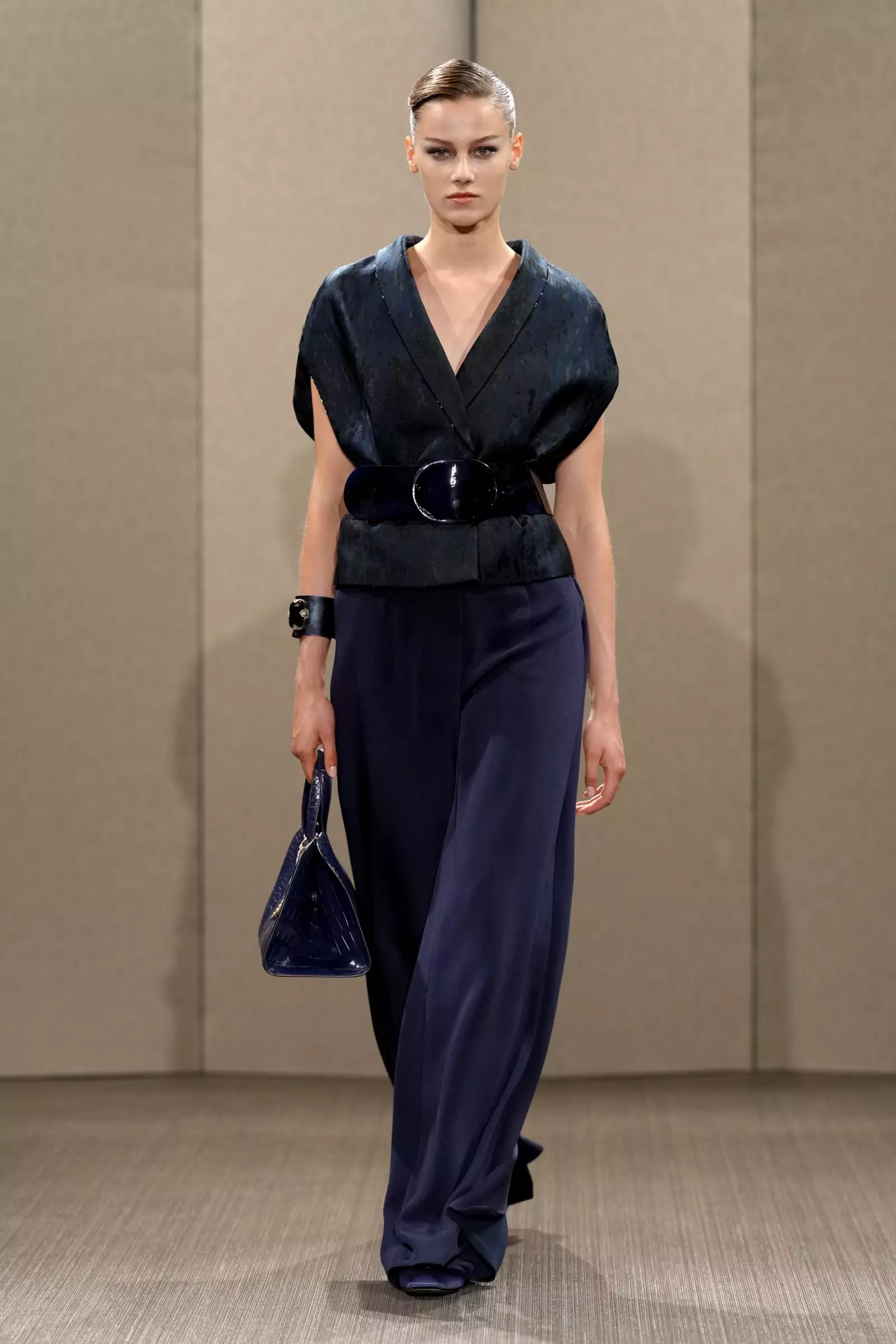 Armani Prive HC F26 018.jpg