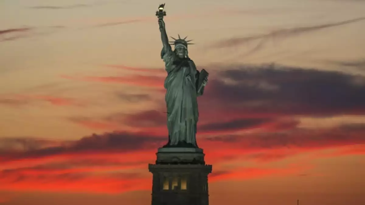 La Estatua de la Libertad, uno de los lugares emblemáticos de Estados Unidos que fue amenaza con ser explotada por un hombre