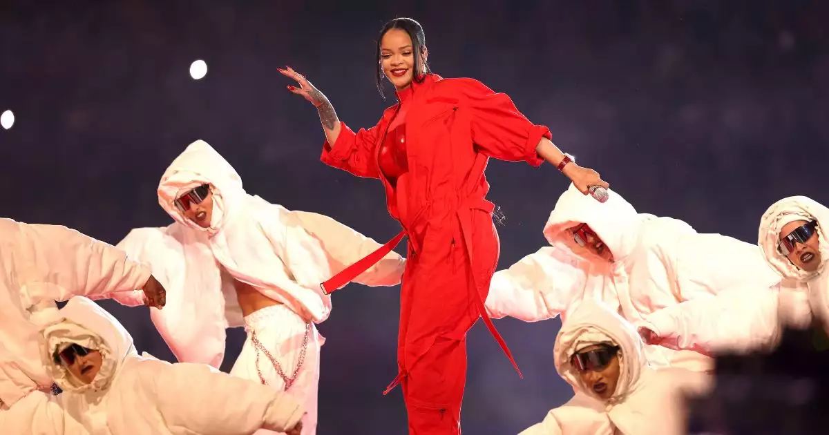 Rihanna llevó uno de los mejores looks del show de medio tiempo del Super Bowl