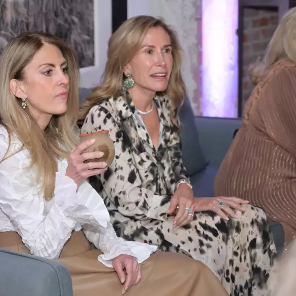 paulina-velez-mercedes-rodriguez