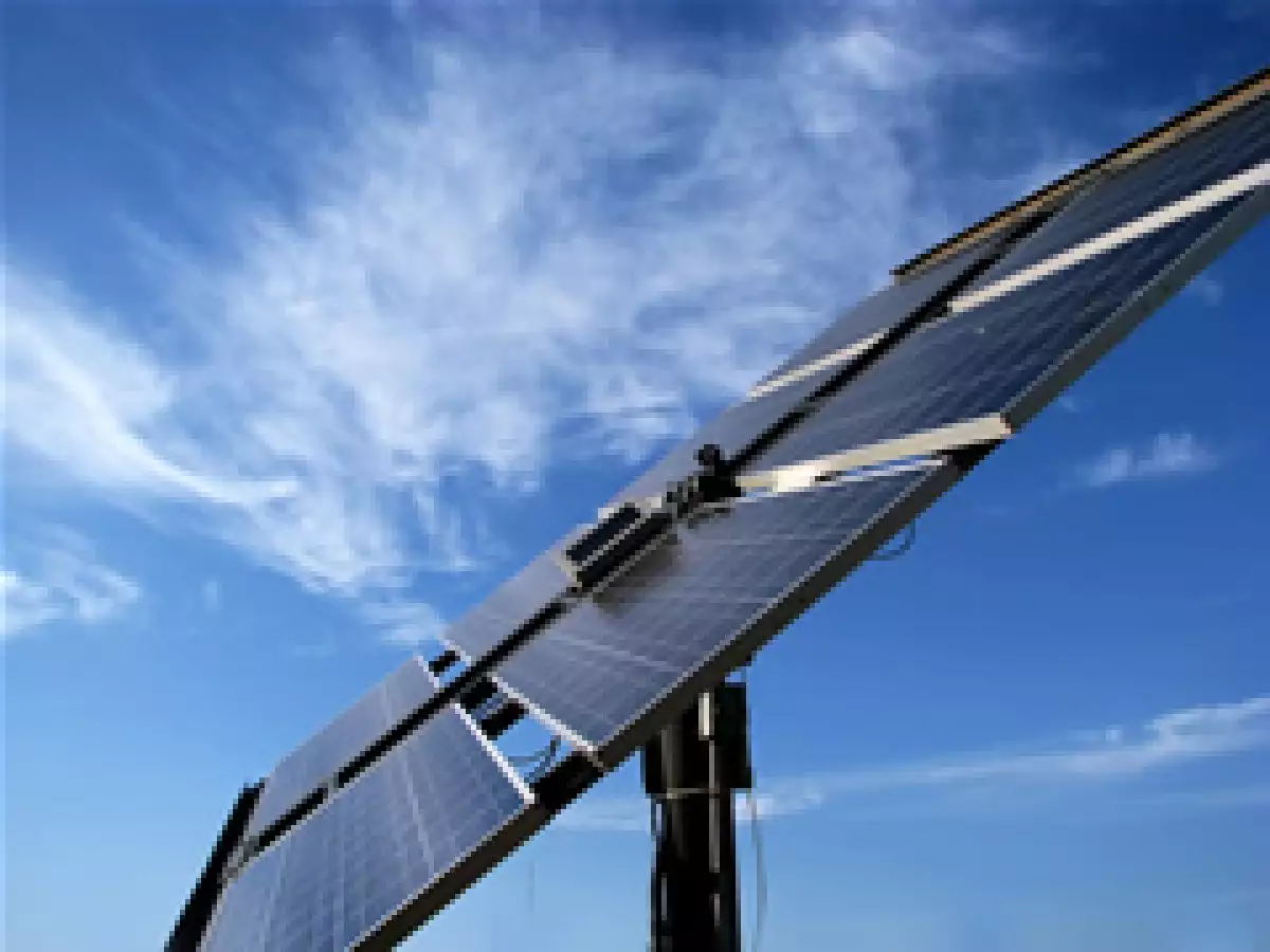 México tiene sol, pero falta tecnología, dinero y capacitación. Lo menos costoso sería desarrollar los sistemas en vez de importarlos. (Foto: SXC)