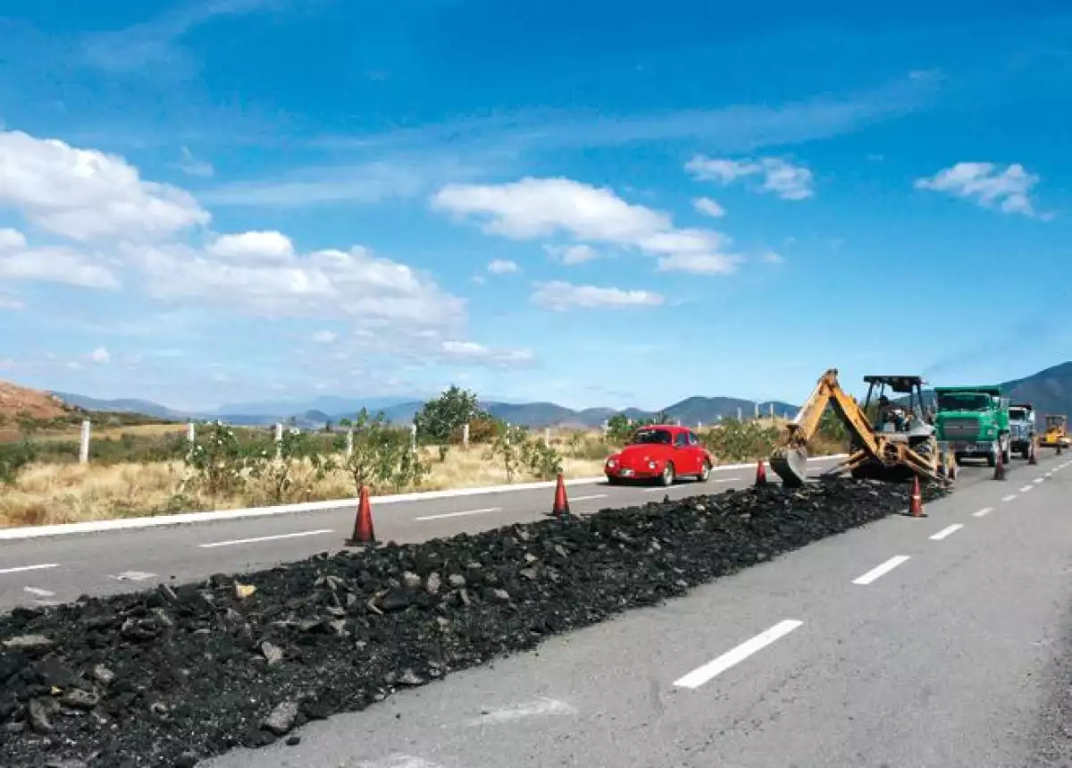 Trabajos de obra en carretera