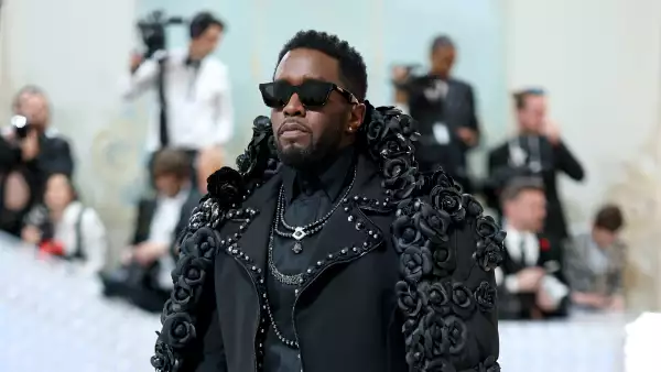 Foto de Sean Combs durante la MET Gala 2024 en la que se honró la memoria de Karl Lagerfeld.
