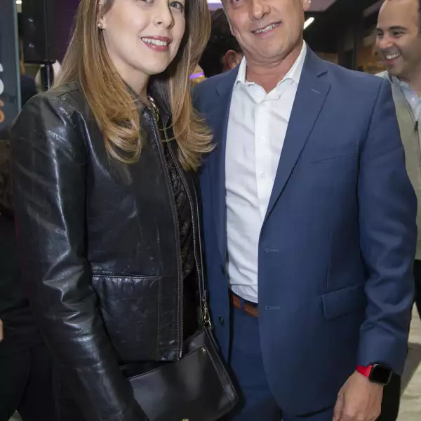 Helen Loeb, Bernardo de la Fuente