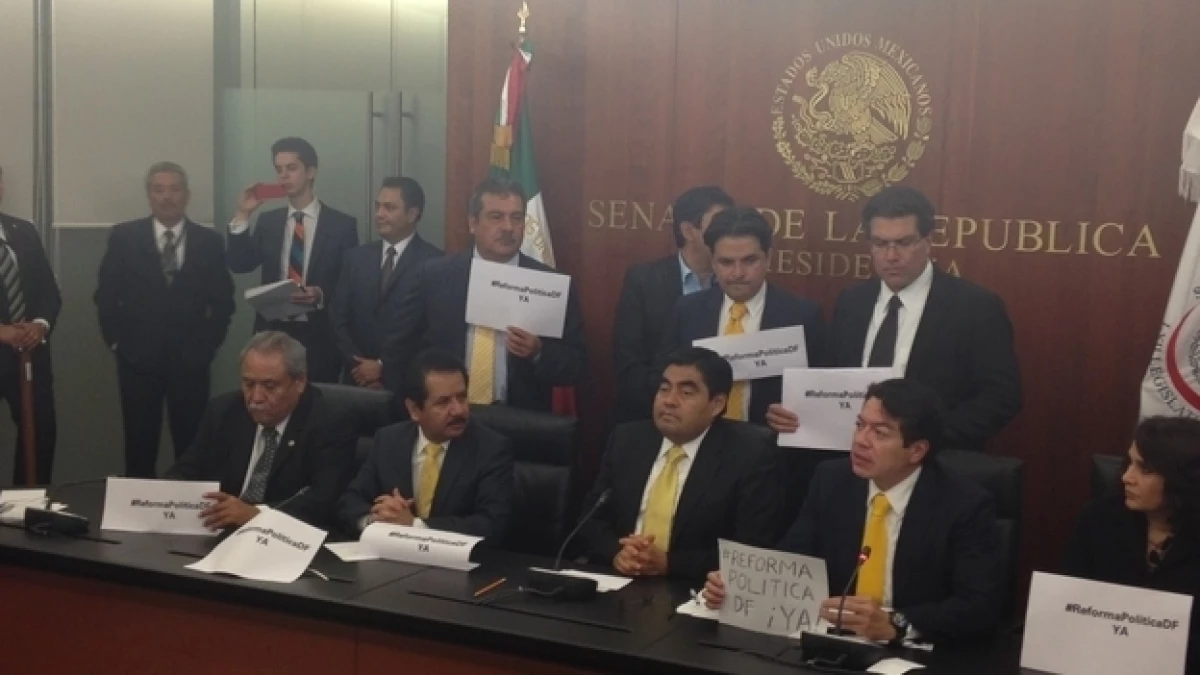 Senadores del PRD