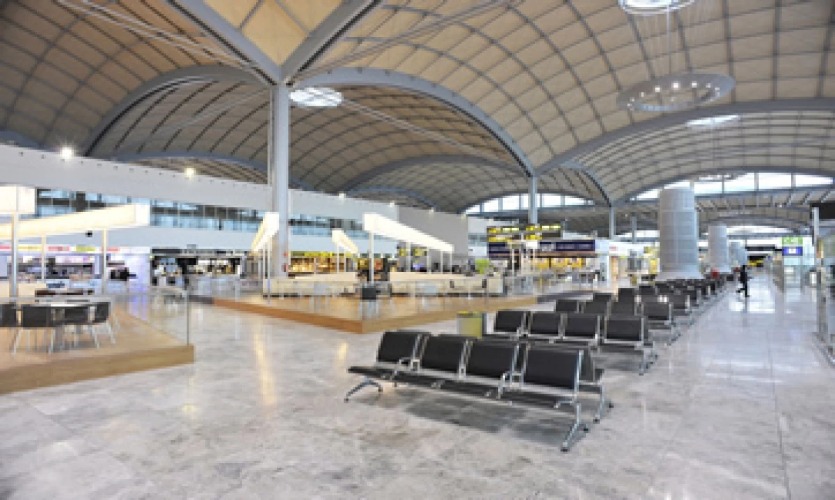 La guía de la empresa para todo 2011 contempla un crecimiento de 3% a 4% en pasaje comparado con un año antes. (Foto: Notimex)