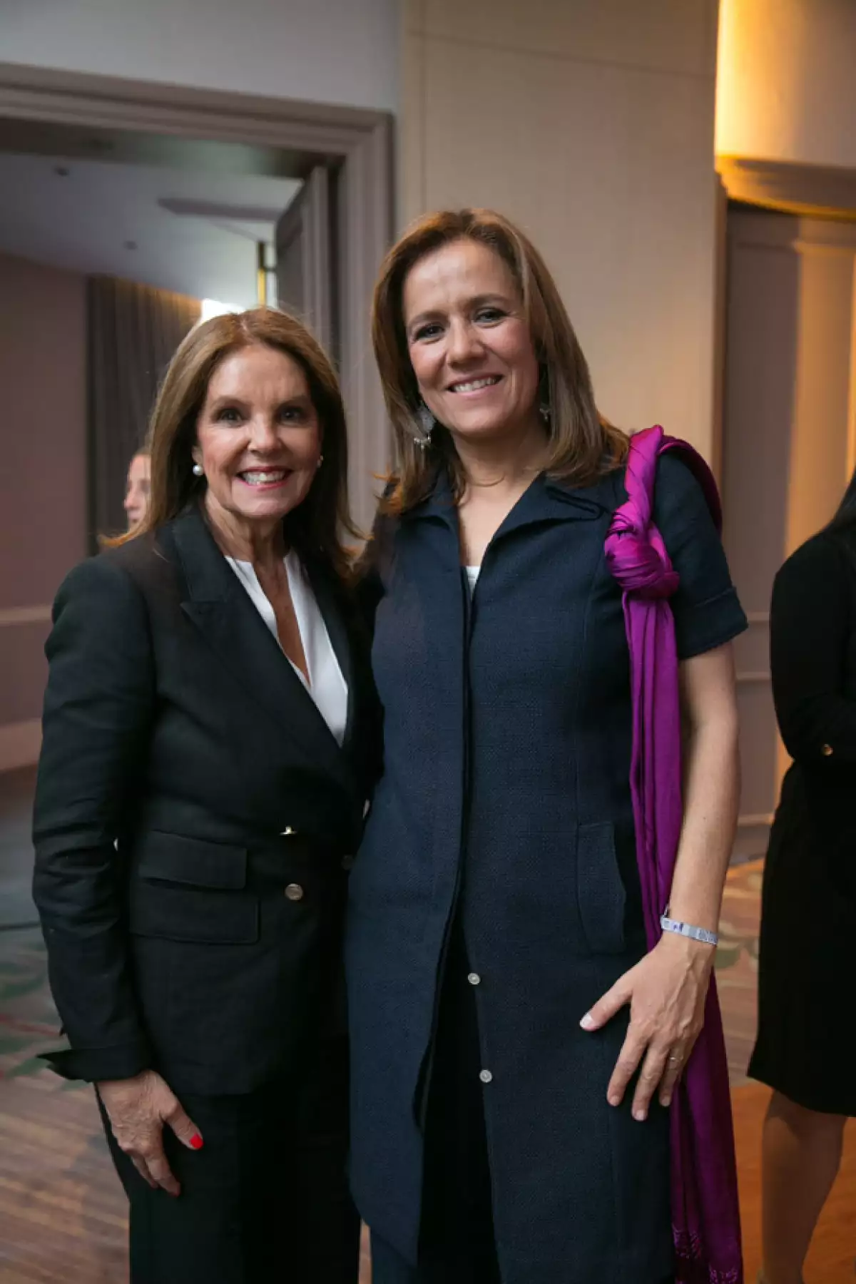 En medio de una extensa jornada de paneles y conferencias, la experiencias de sus pares políticas acaparó la atención y el reconocimiento de las asistentes al Women’s Forum.