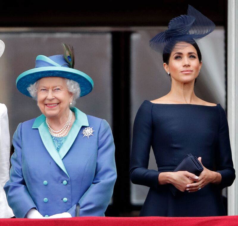Reina Isabel II y Meghan Markle