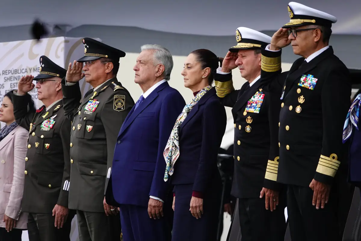 amlo-sheinbaum-fuerzas-armadas