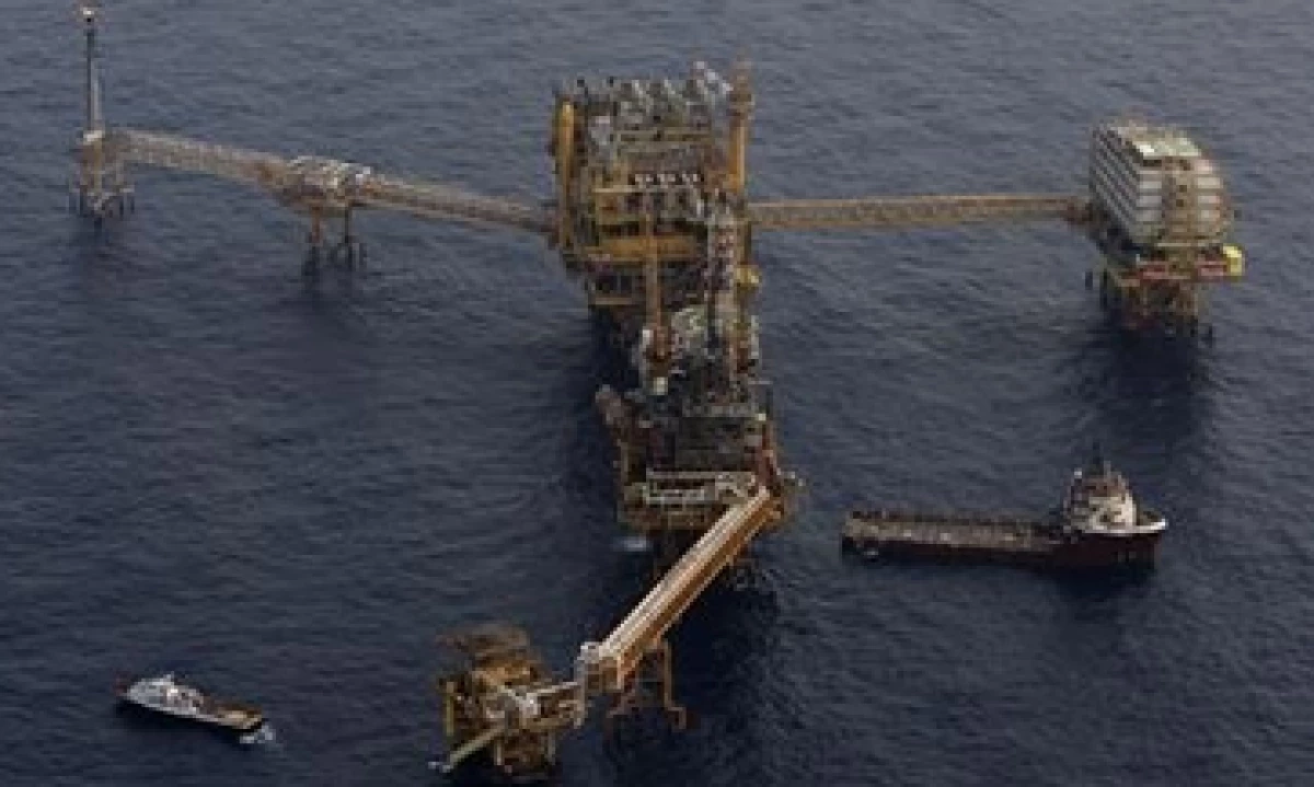 Pemex enfrenta el reto de producir en campos abiertos y aguas profundas a partir del siguiente año. (Foto: Getty Images)