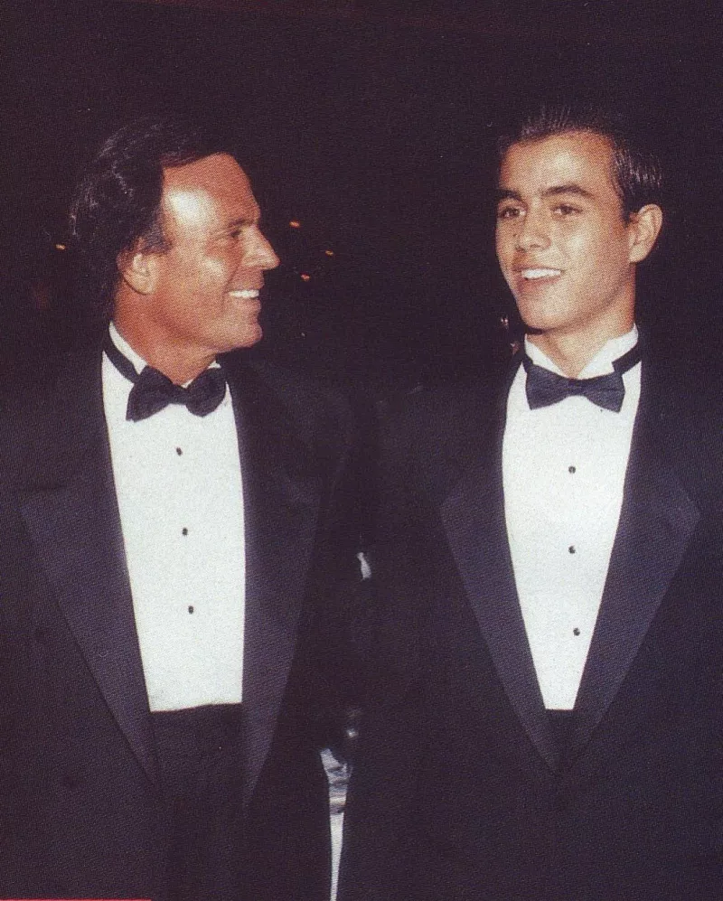 julio-iglesias-enrique-iglesias.jpg