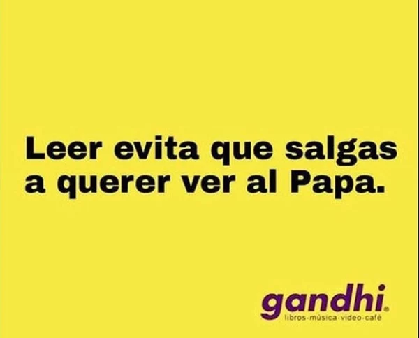 Los usuarios aprovecharon para crear este anuncio falso de una famosa librería.