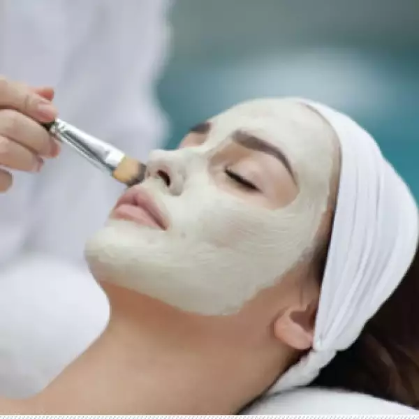 Alexandra Burillo tiene 20, es sagitario y estudia en Boston.