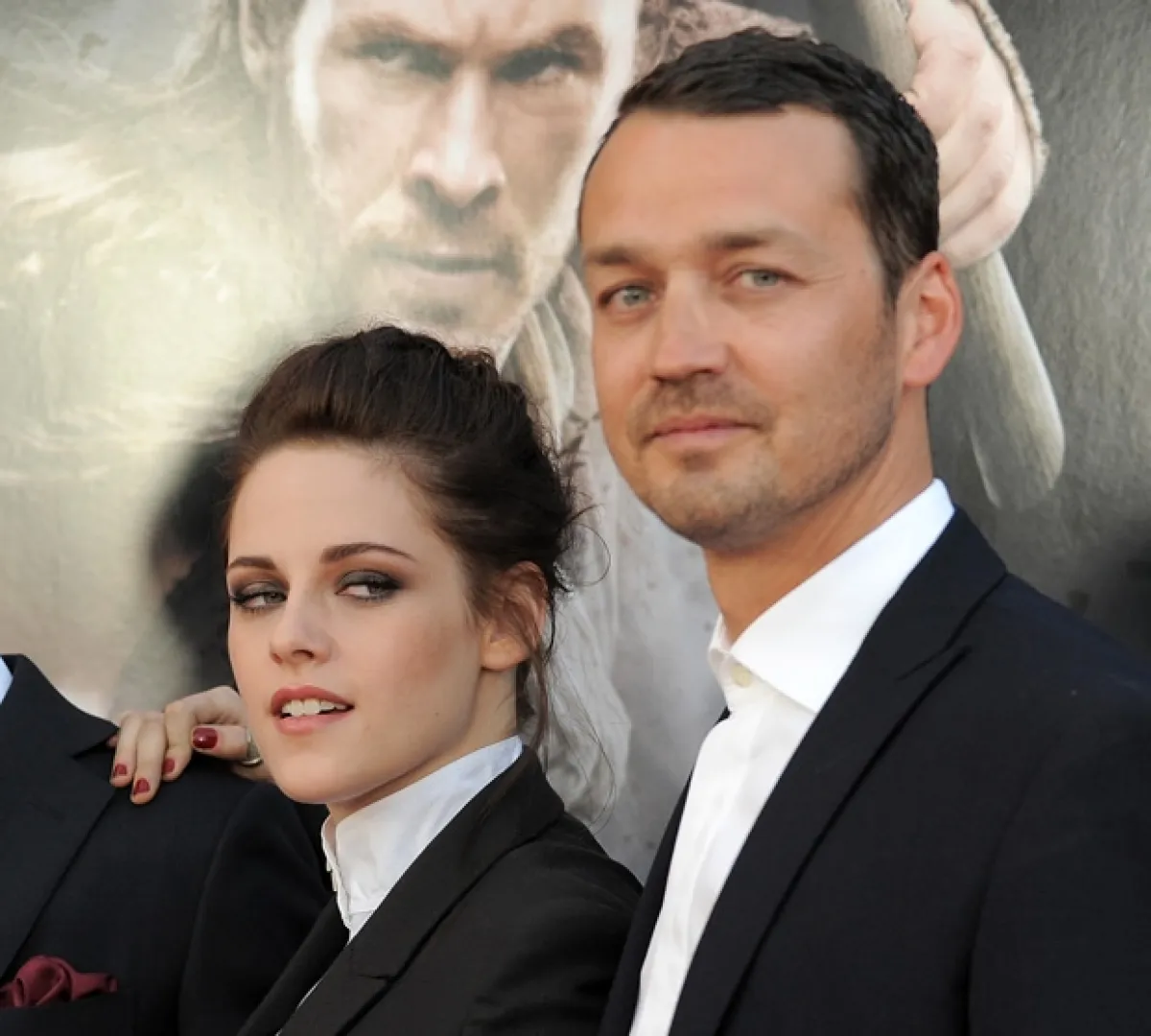 Kristen y Rupert viajaron a varios países para el estreno de Blancanieves y la leyenda del cazador.