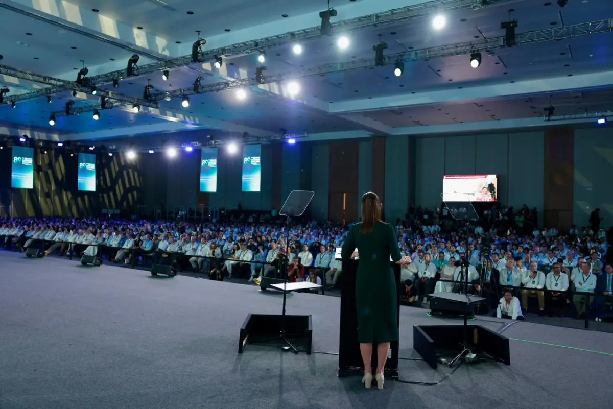 Sheinbaum-convencion-bancaria.jpeg